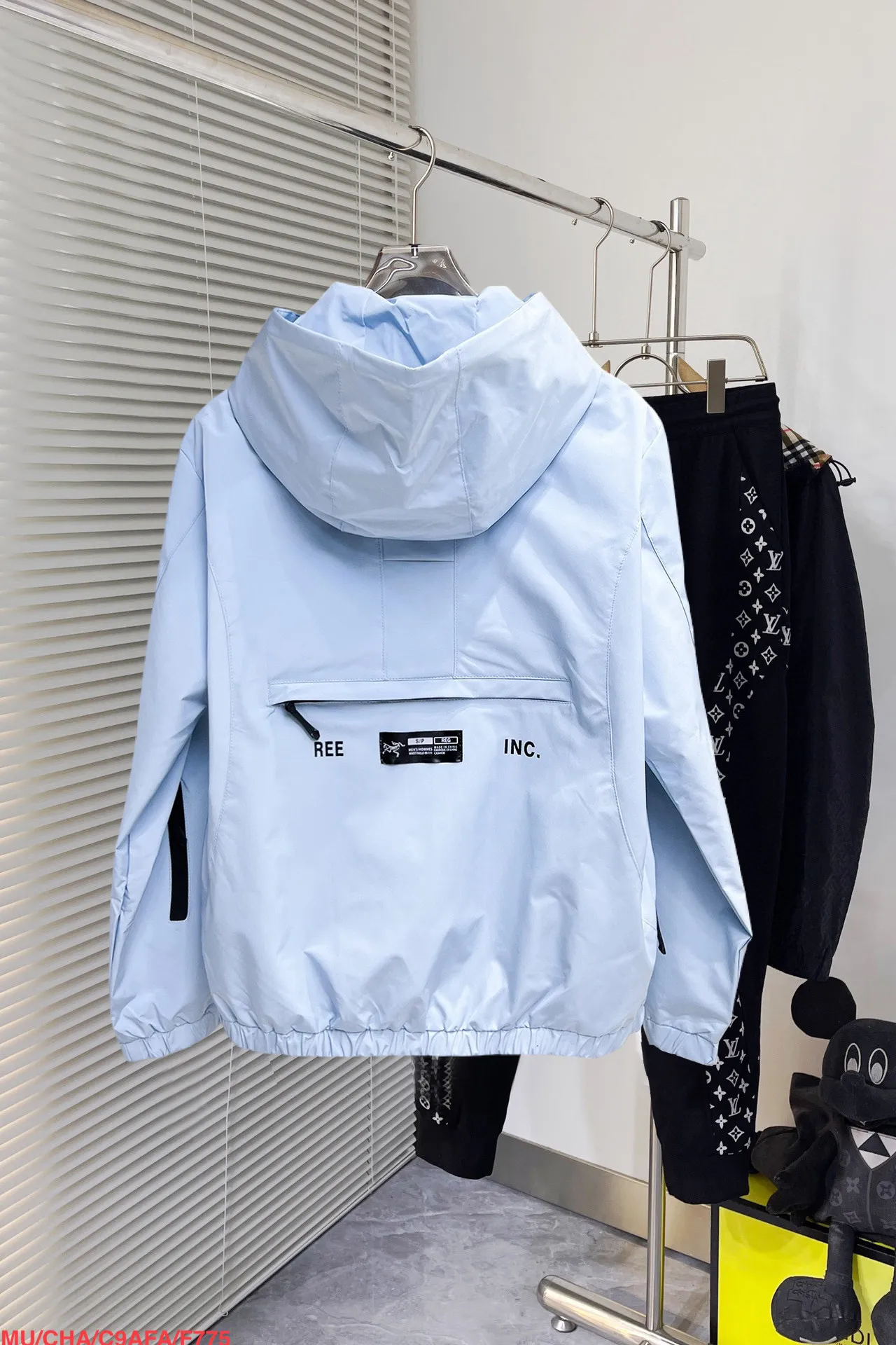 Same Style， ， 2026 New Arrival ，Original Premium Breathable ， ， ， Quality。 ， Sizes：M～3XL，